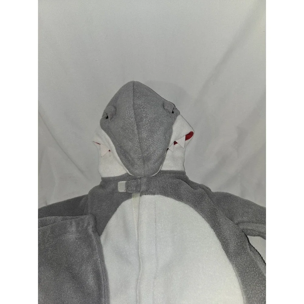 Old Navy Gray Shark Fleece Halloween Costume Infant 0-6 Months 2 Piece Set
